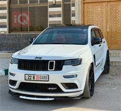 جیپ گراند شیرۆکی